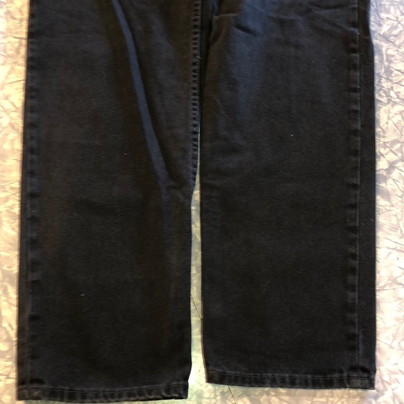Black Levi’s 550 Jeans - Picture 5 of 5